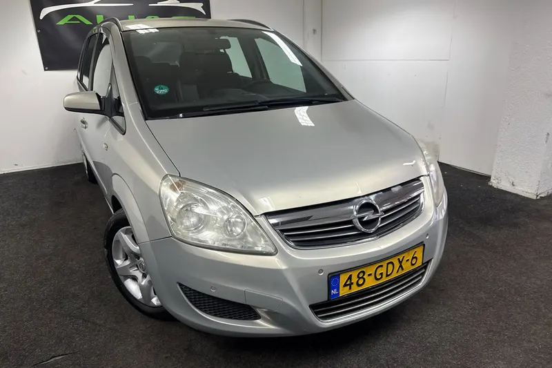 Opel Zafira (2008)