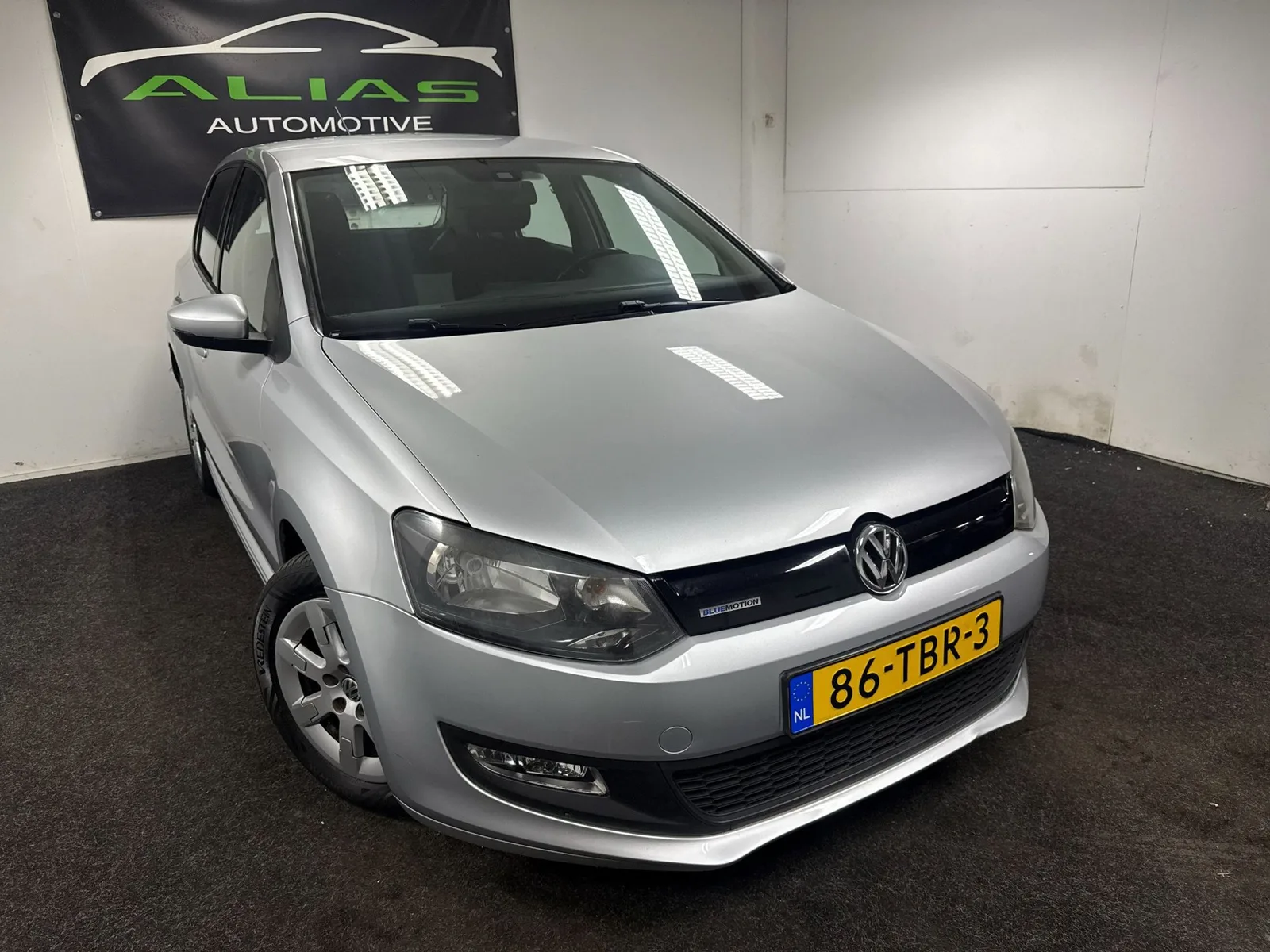 Volkswagen Polo (2012) — foto 1