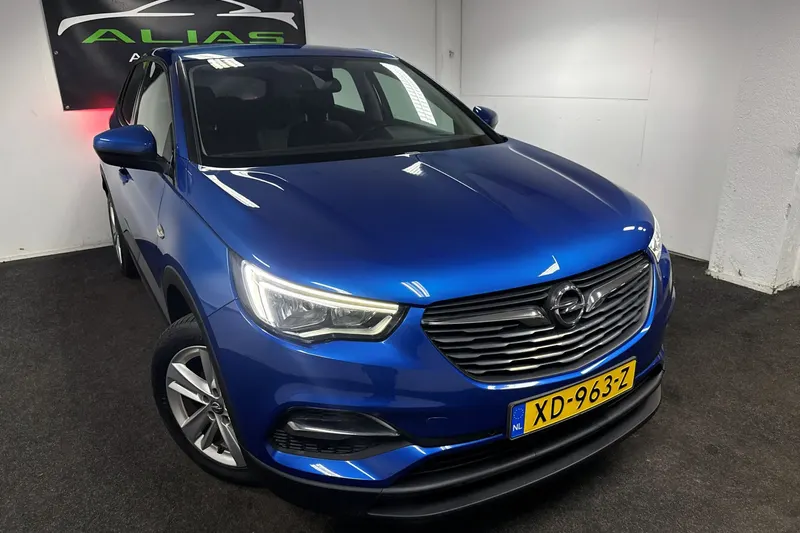 Opel Grandland (2018)