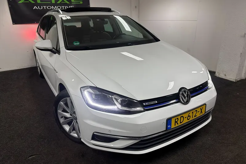 Volkswagen Golf (2017)