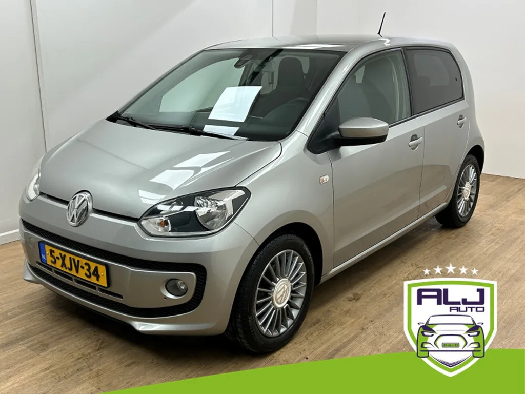 Volkswagen Up! (2014) — foto 1