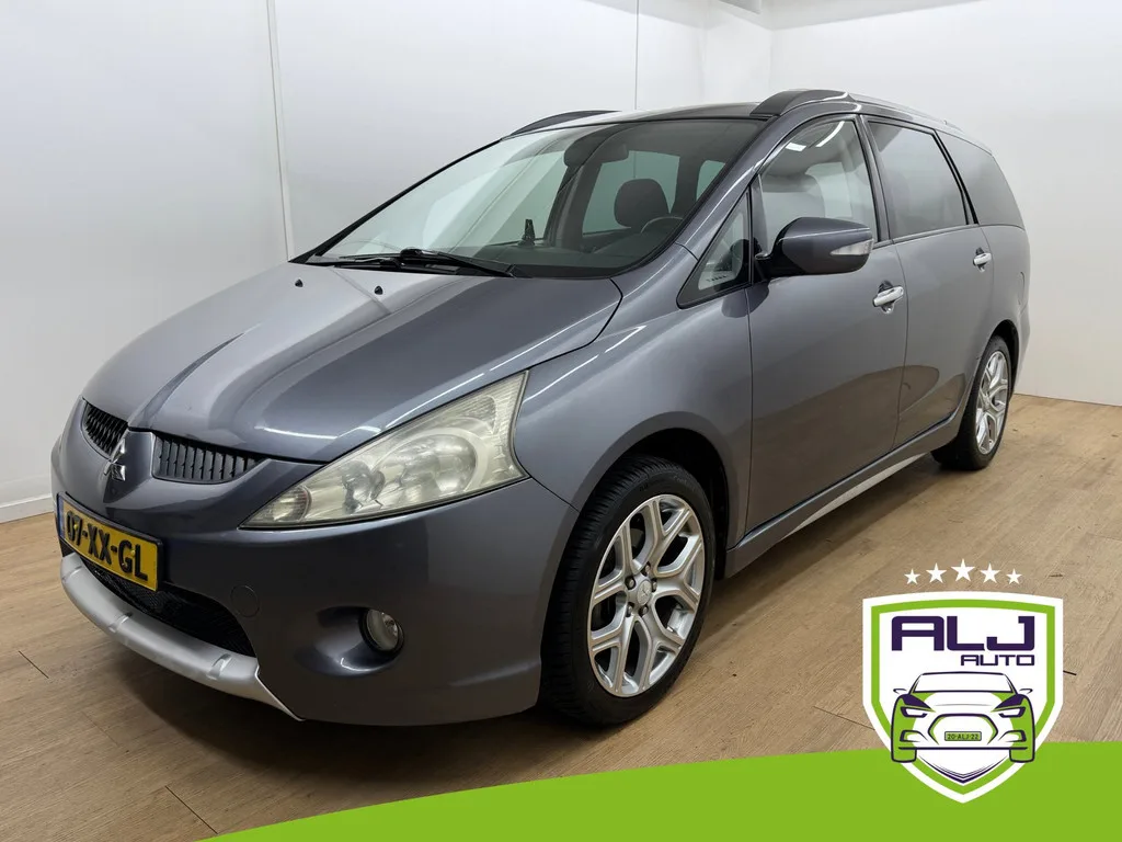 Mitsubishi Grandis (2007) — foto 1