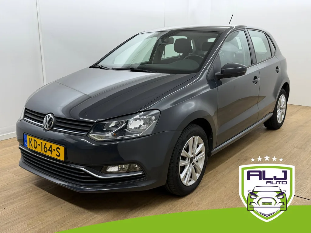 Volkswagen Polo (2015) — foto 1