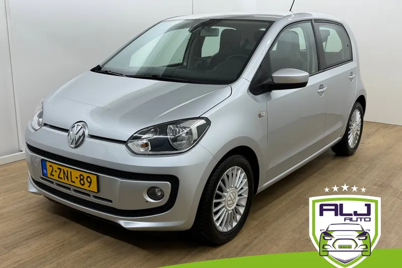 Volkswagen Up! (2015)