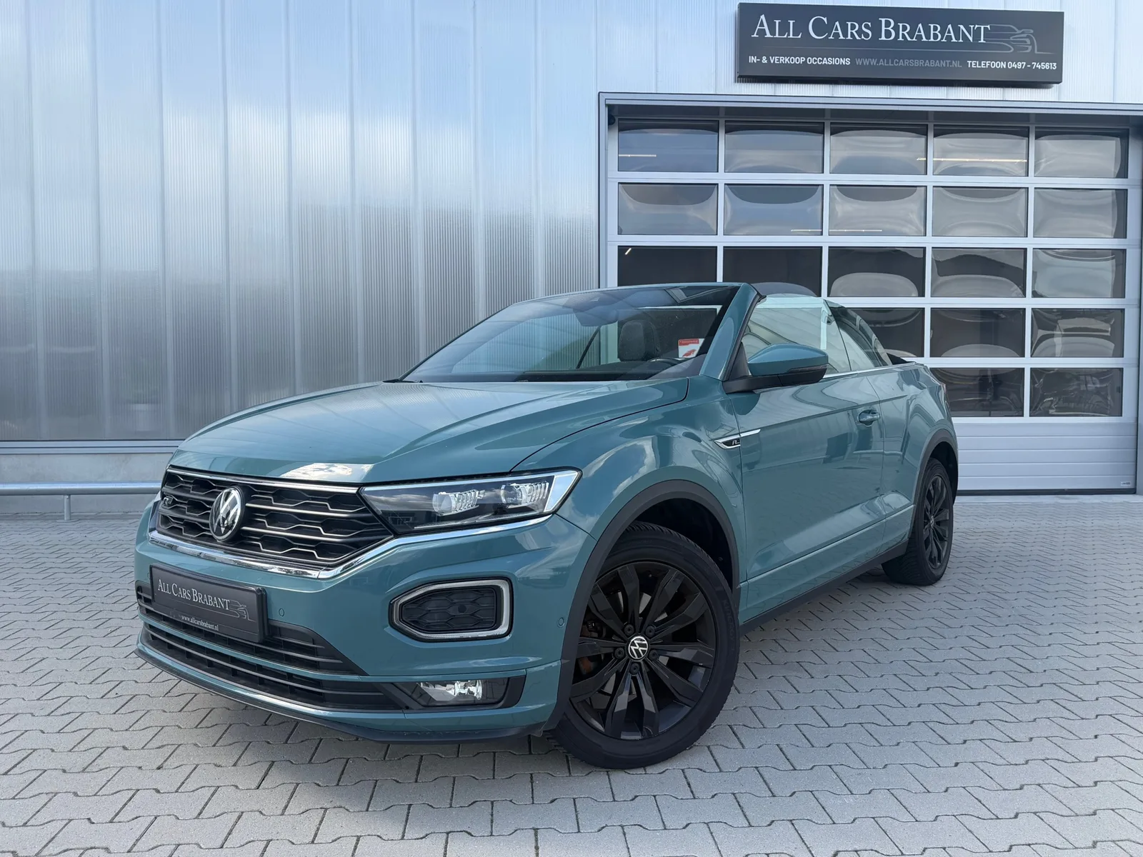 Volkswagen T-Roc (2020) — foto 1