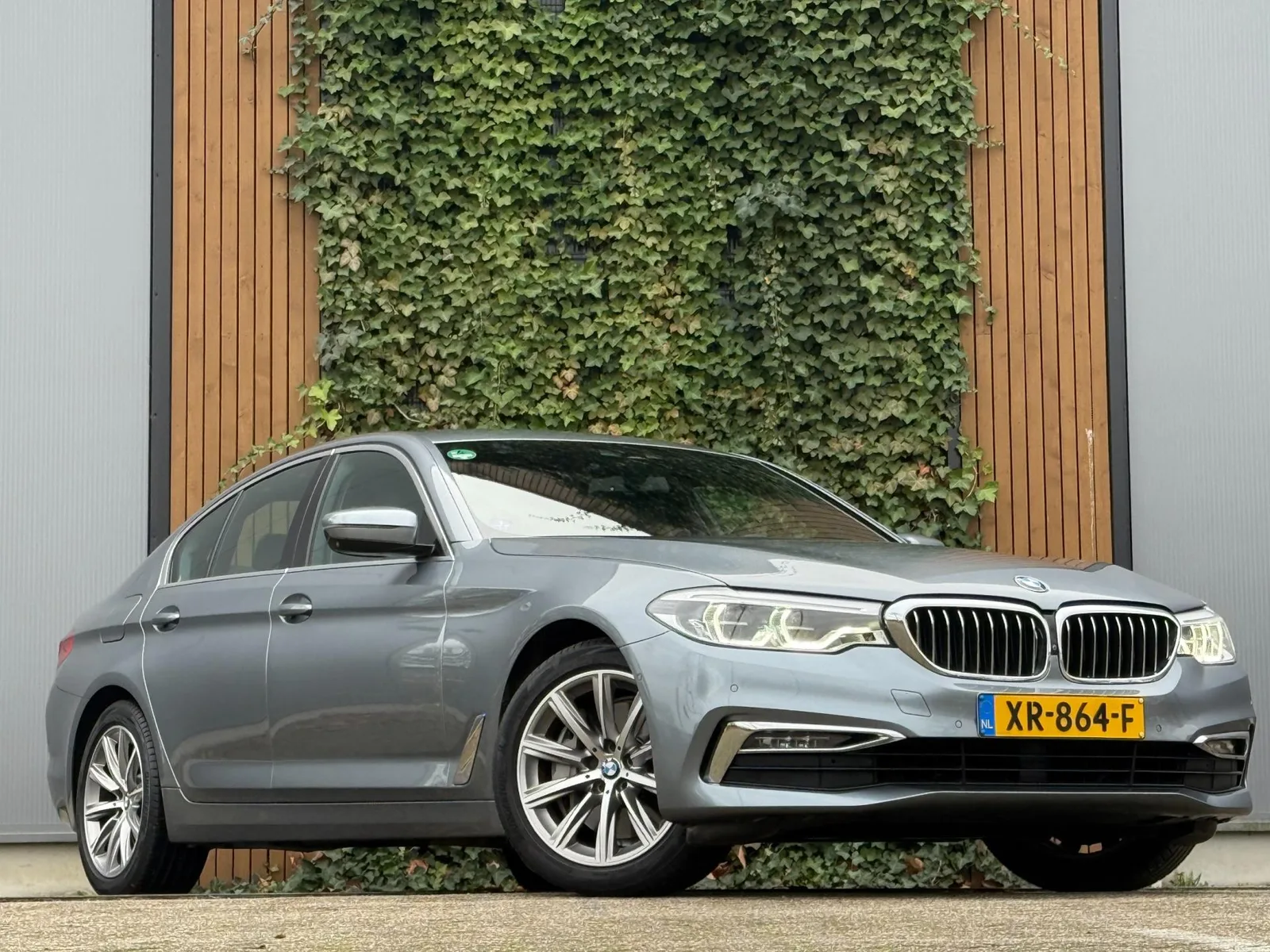 BMW 5-Serie (2019) — foto 1