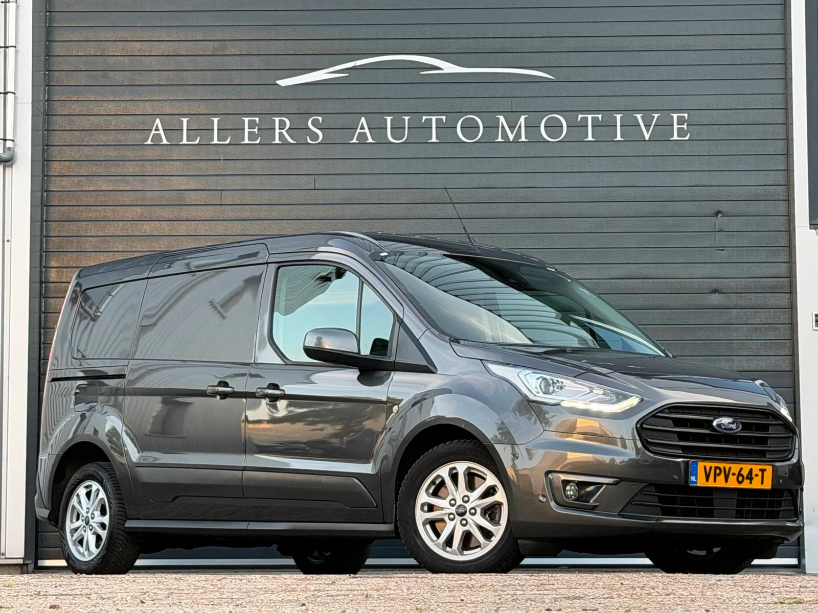 Ford Transit Connect (2022) — foto 1