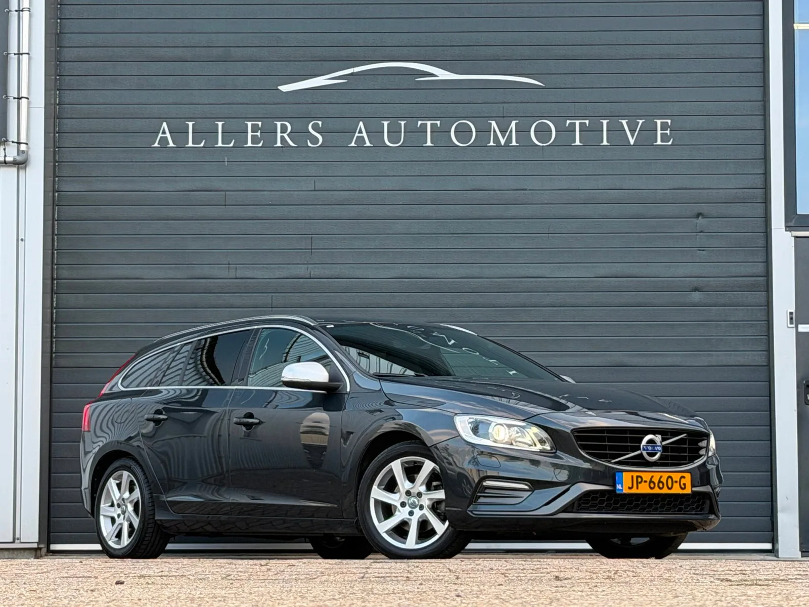 Volvo V60 (2016) — foto 1