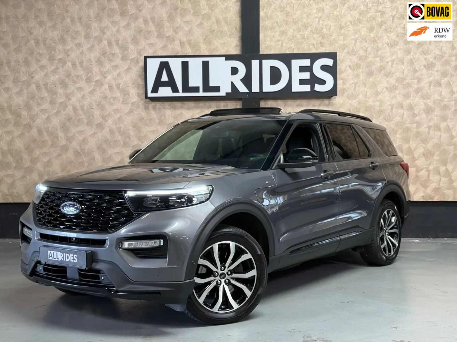 Ford Explorer (2021) — foto 1