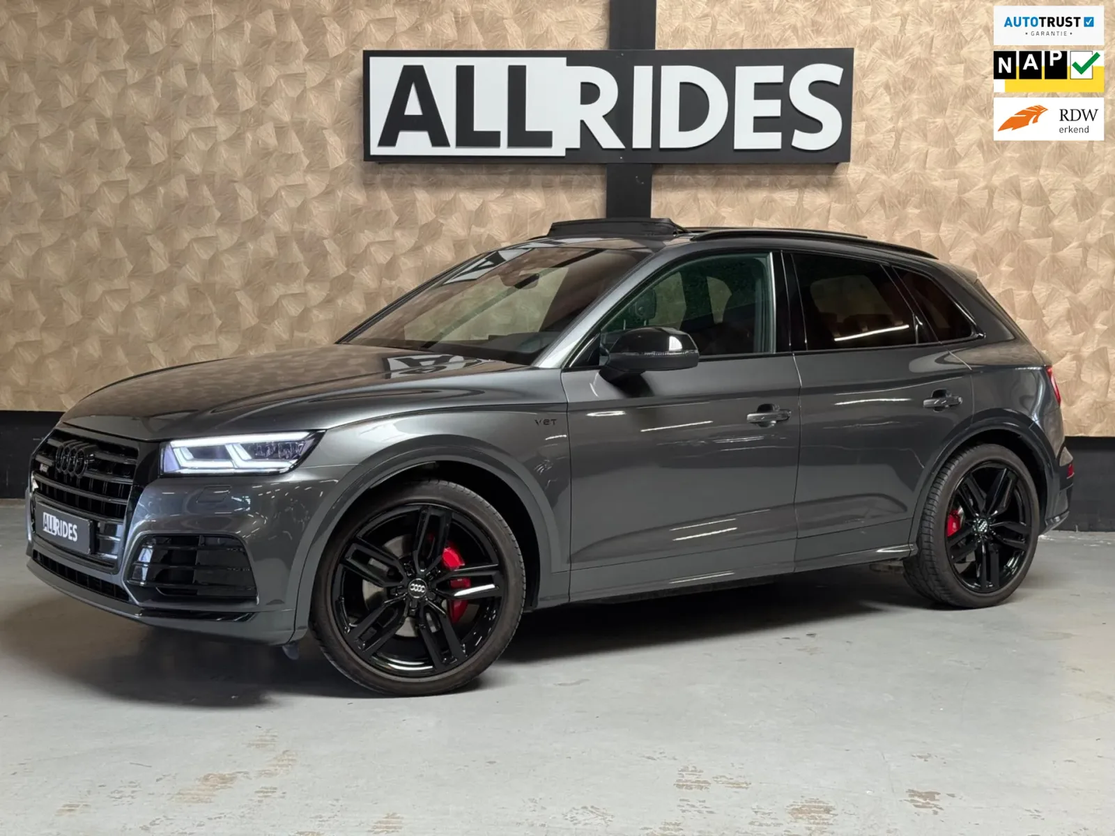 Audi SQ5 (2017) — foto 1