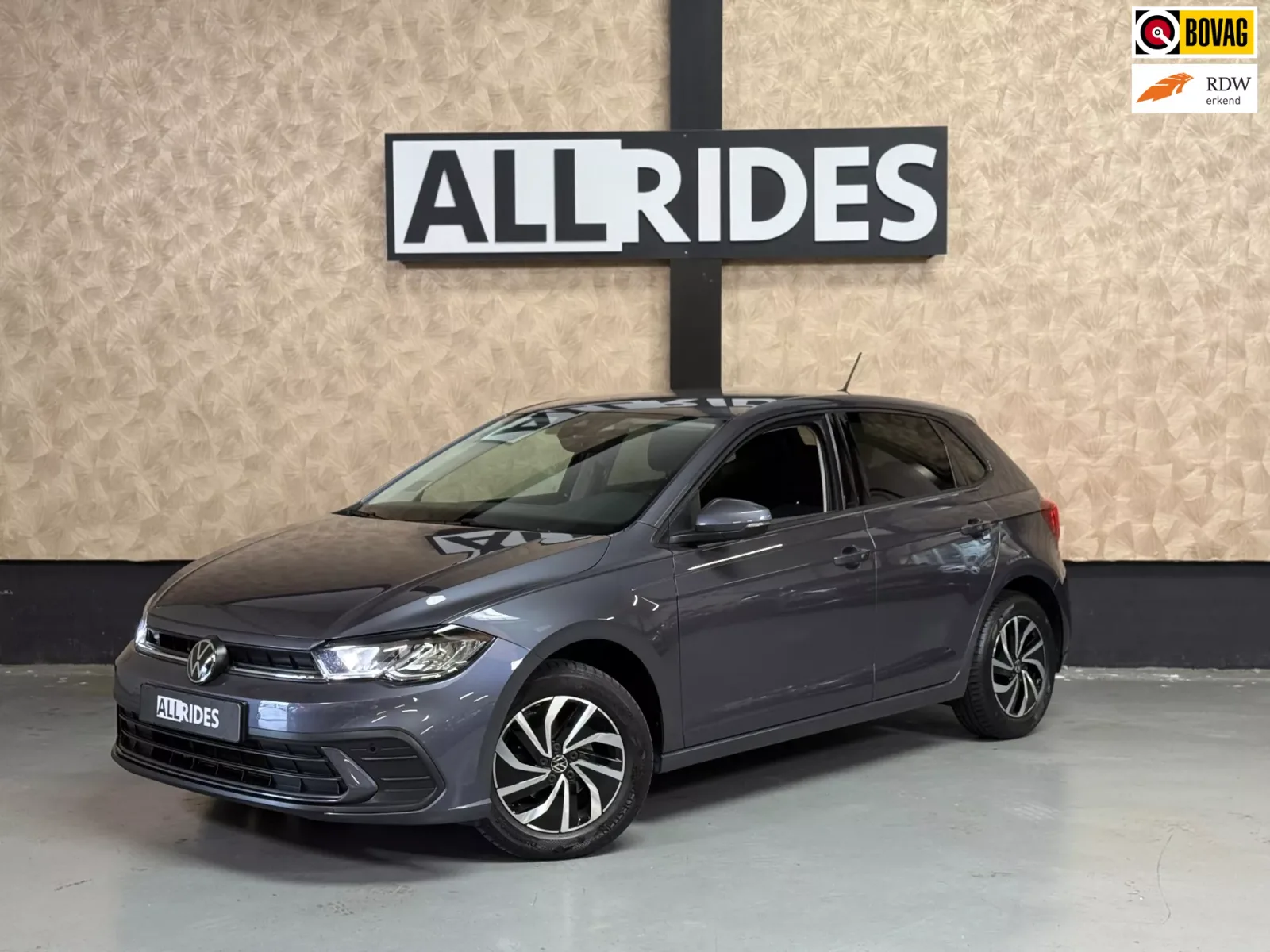Volkswagen Polo (2023) — foto 1