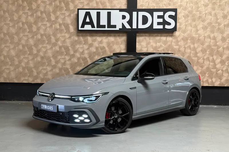 Volkswagen Golf (2024)