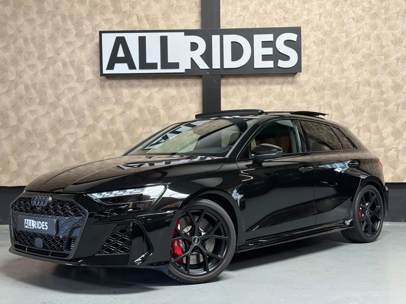 Audi RS 3 Sportback (2025) — foto 1