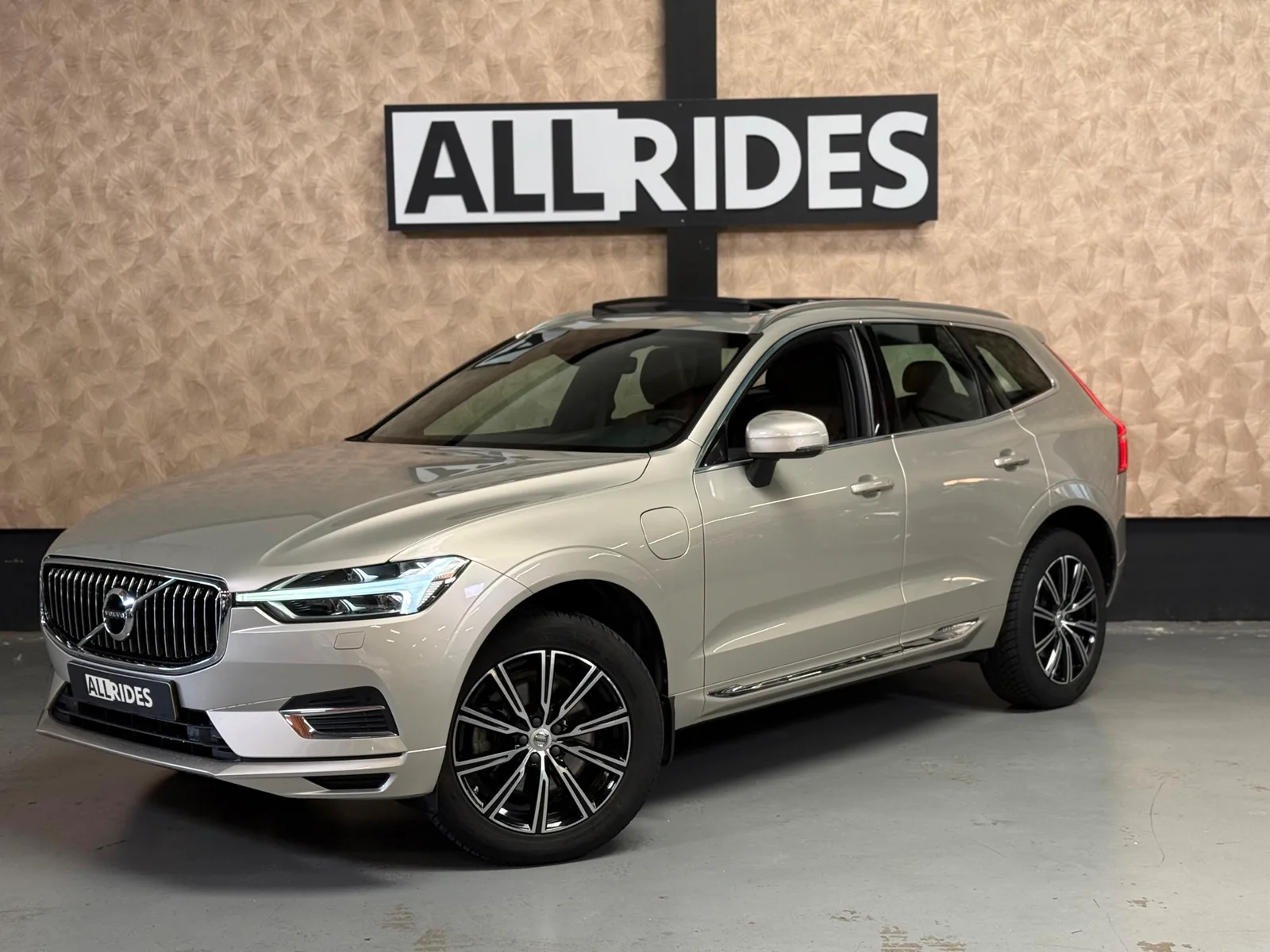 Volvo XC60 (2020) — foto 1