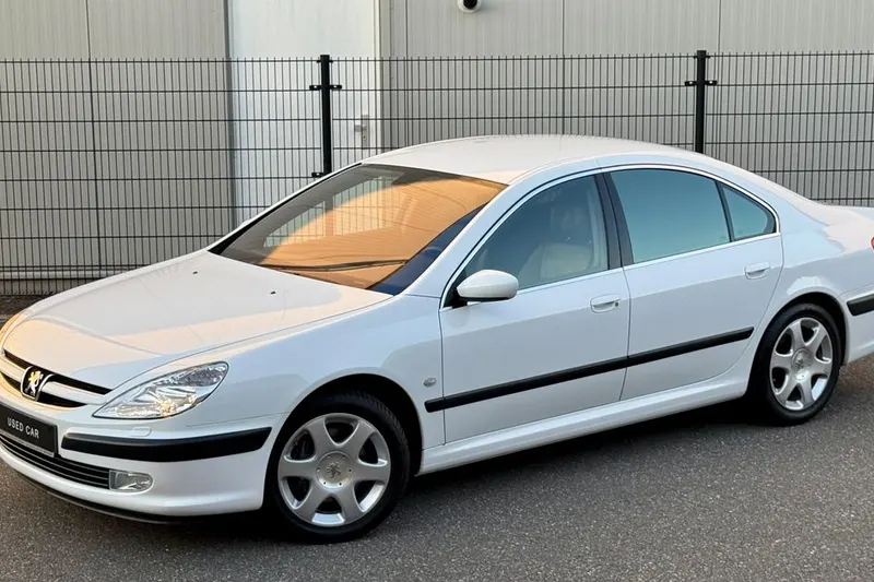 Peugeot 607 (2001)