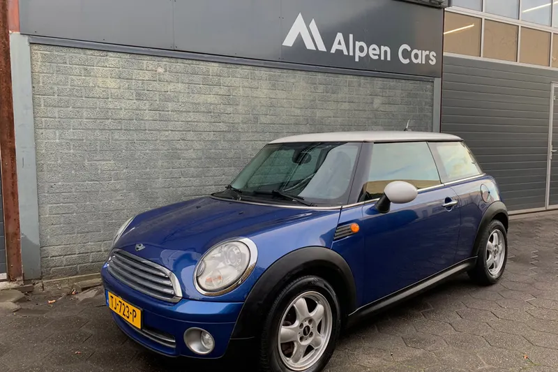 MINI One (2007)