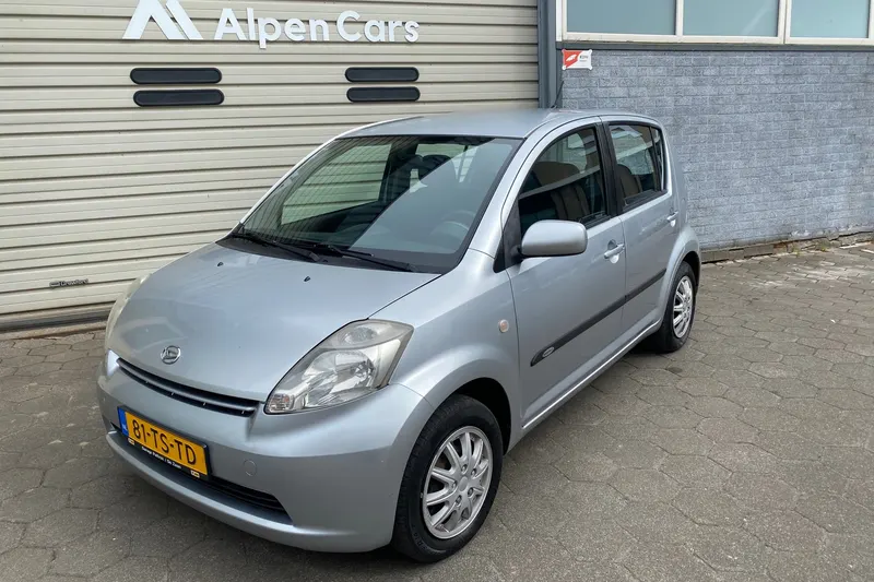 Daihatsu Sirion (2007)