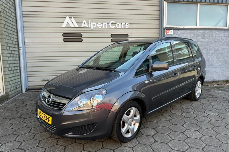 Opel Zafira (2011)