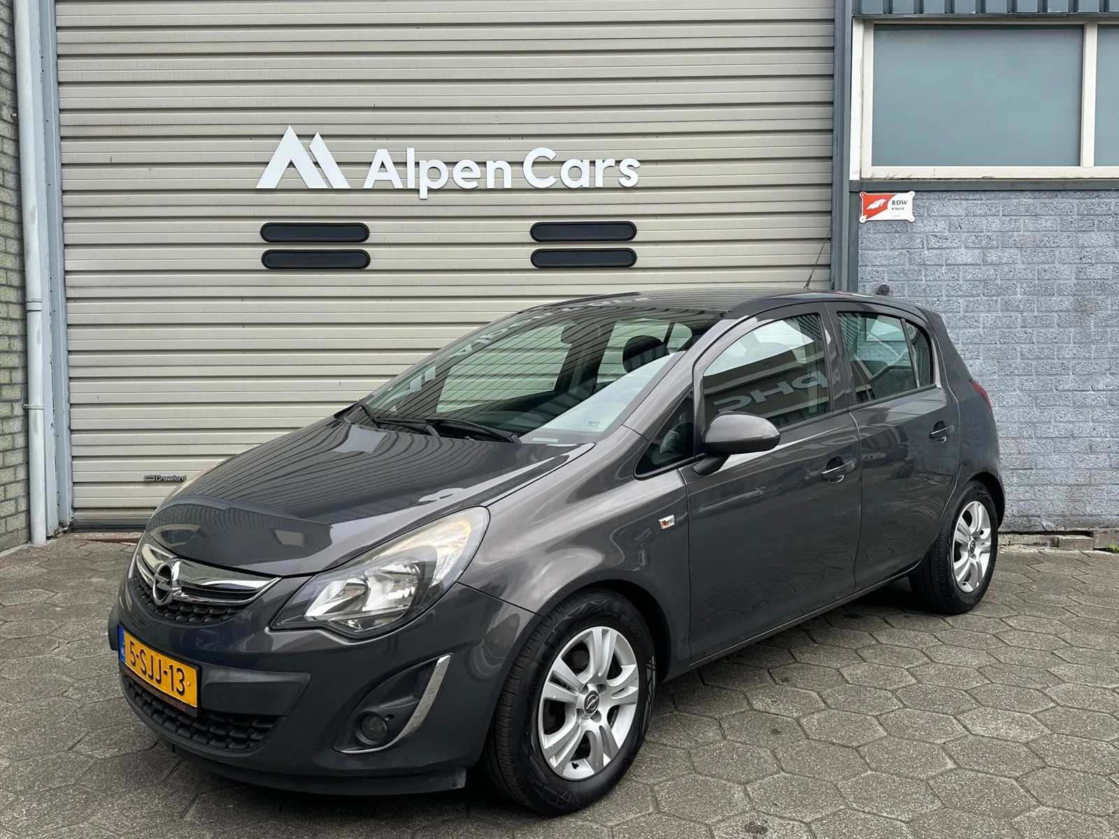 Opel Corsa (2013) — foto 1