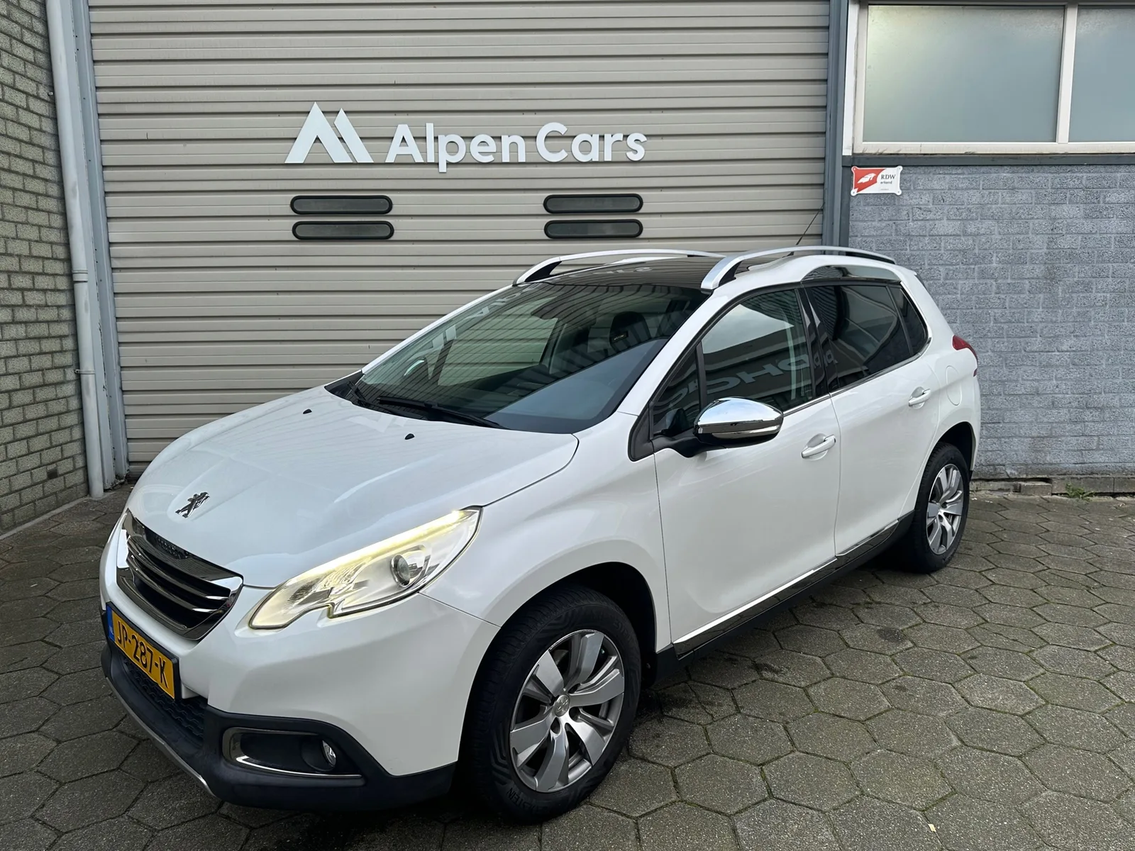 Peugeot 2008 (2016) — foto 1