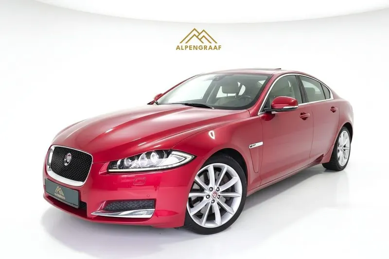 Jaguar XF (2014)
