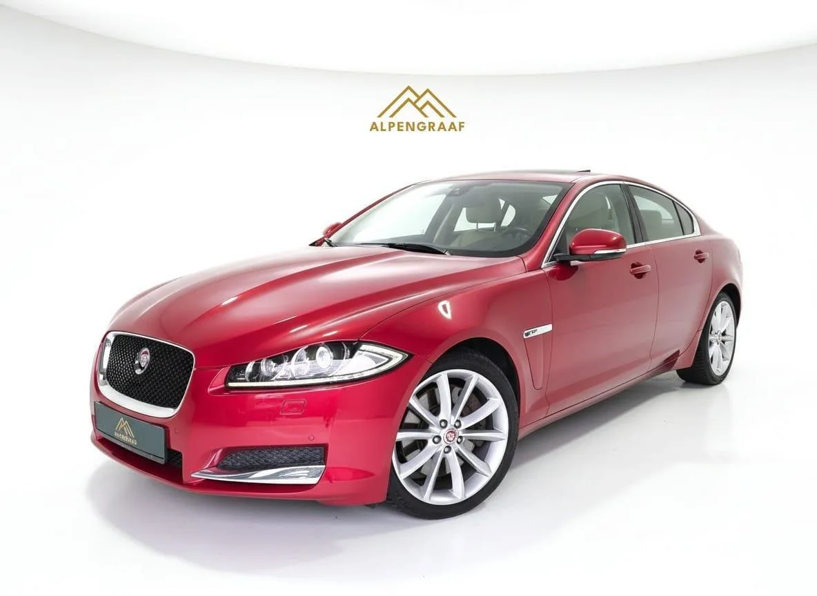 Jaguar XF (2014) — foto 1