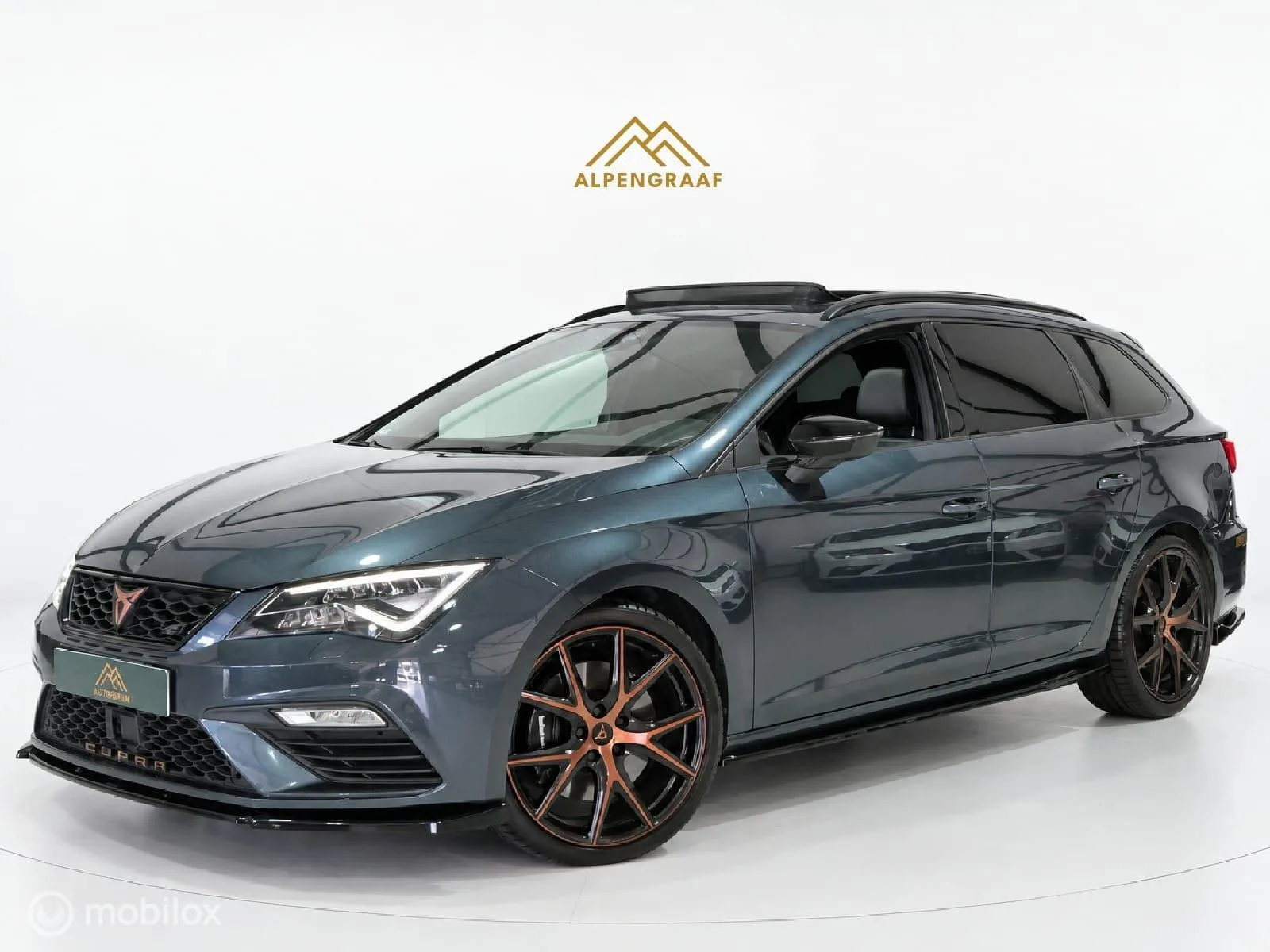 SEAT Leon (2020) — foto 1