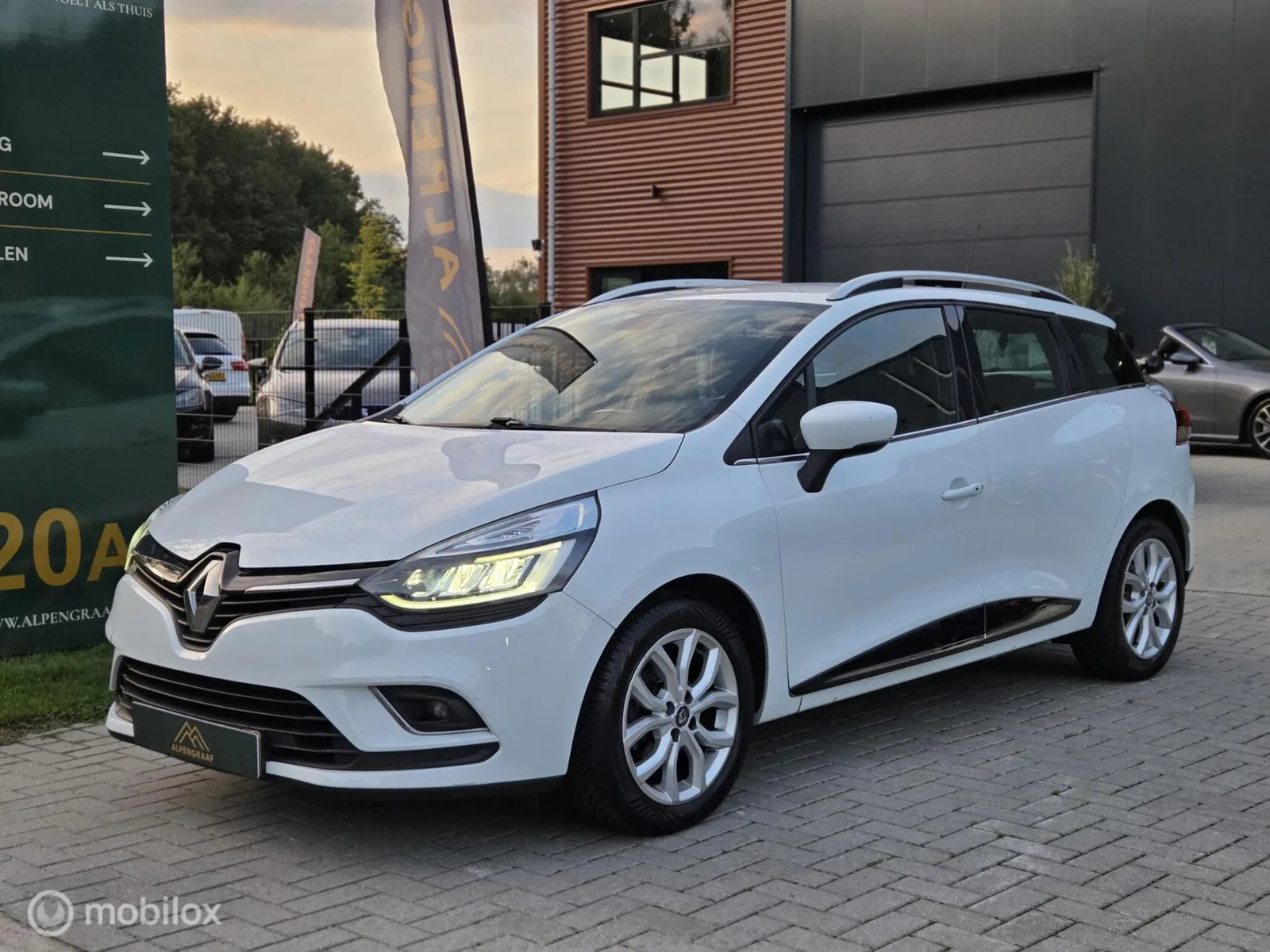 Renault Clio (2018) — foto 1
