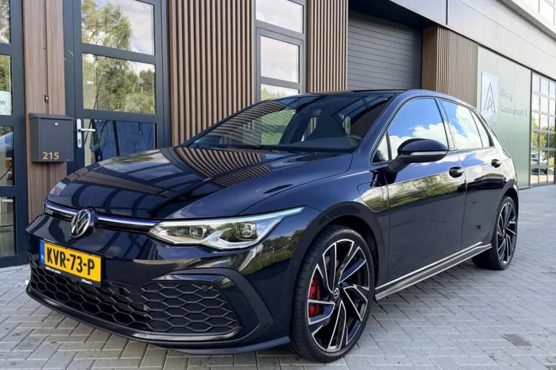 Volkswagen Golf (2022)