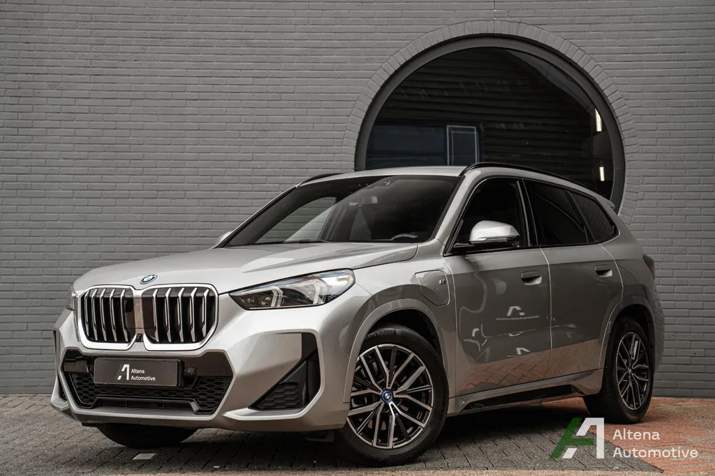 BMW X1 (2023) — foto 1