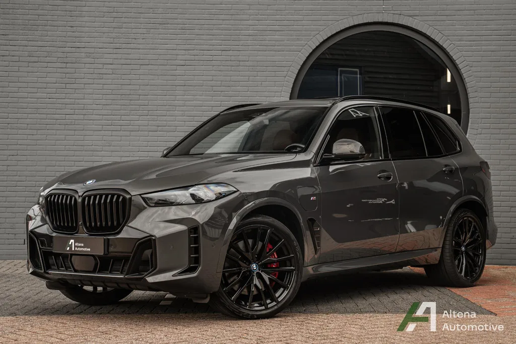BMW X5 (2023) — foto 1