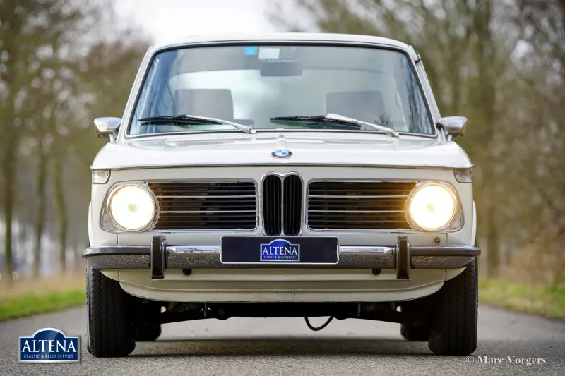 BMW 2002 (2002)