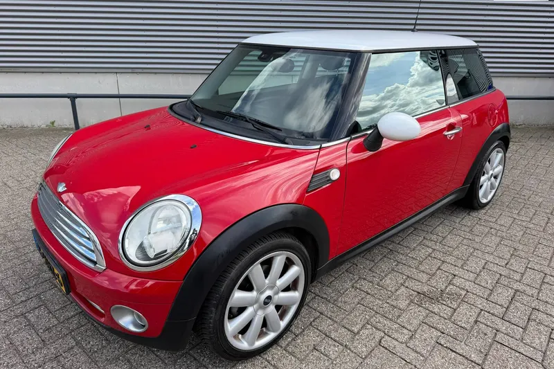 MINI Cooper (2007)