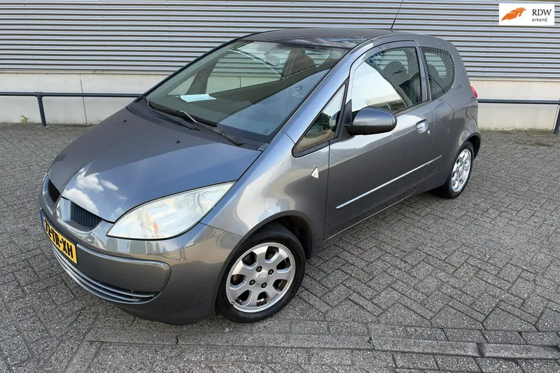 Mitsubishi Colt (2007)