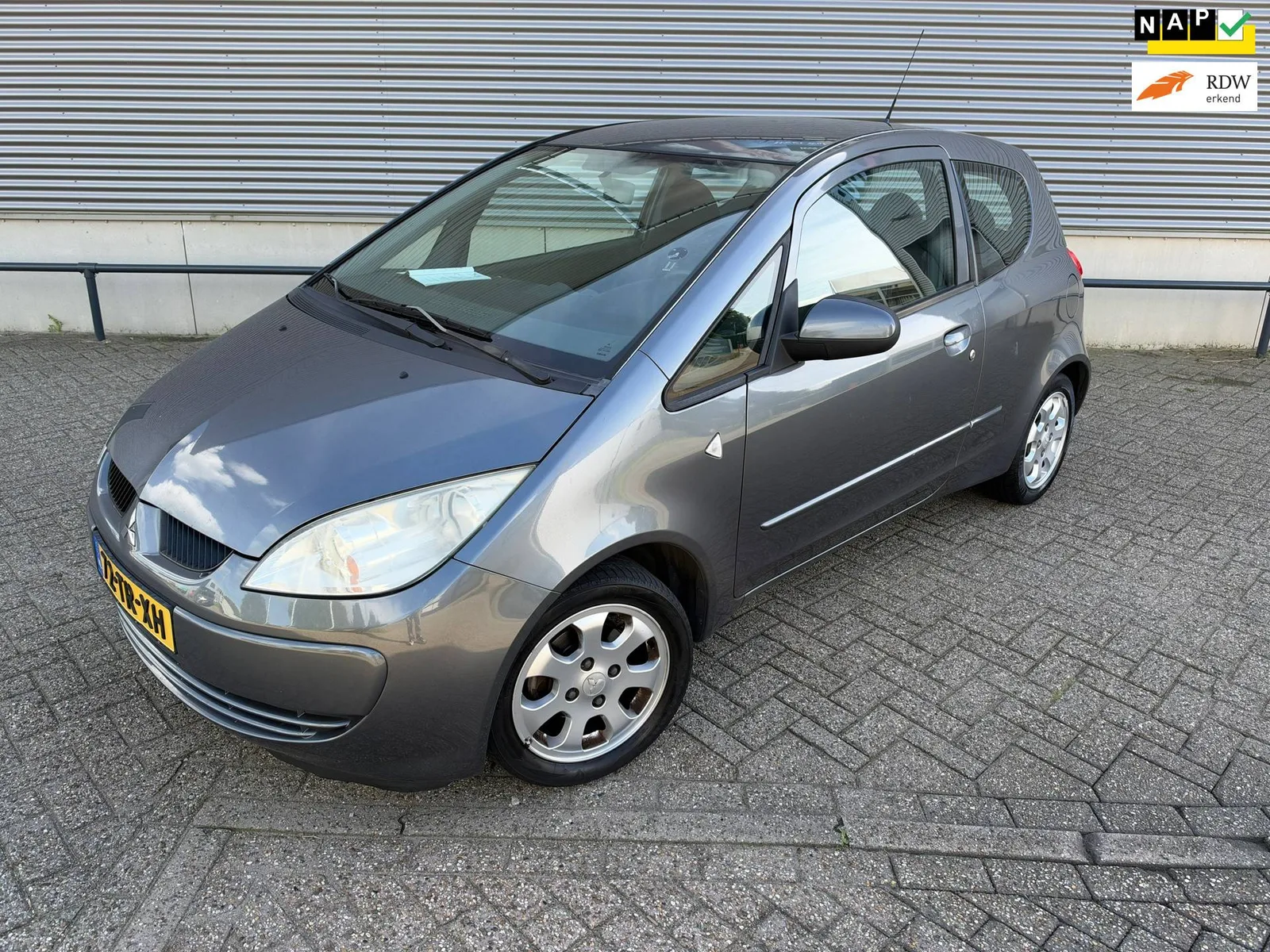 Mitsubishi Colt (2007) — foto 1