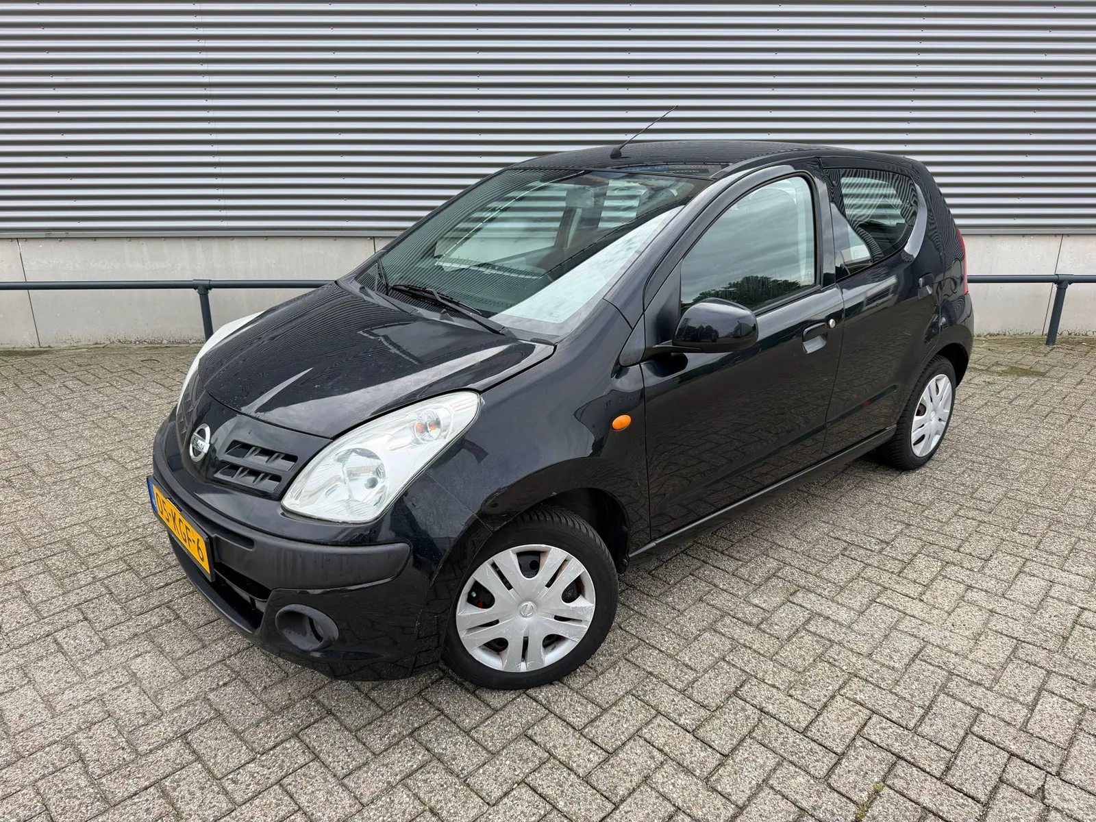 Nissan Pixo (2009) — foto 1