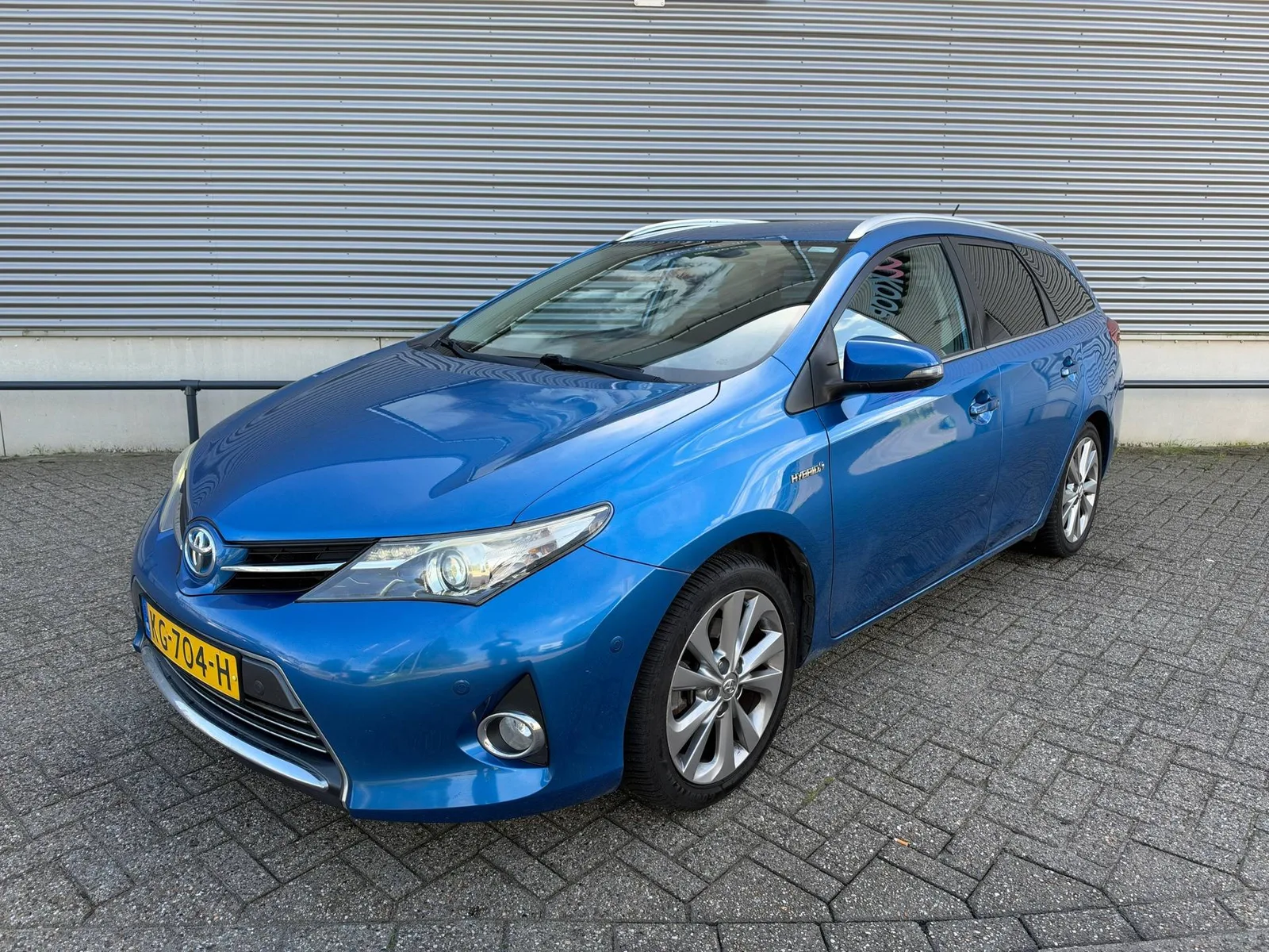 Toyota Auris (2014) — foto 1