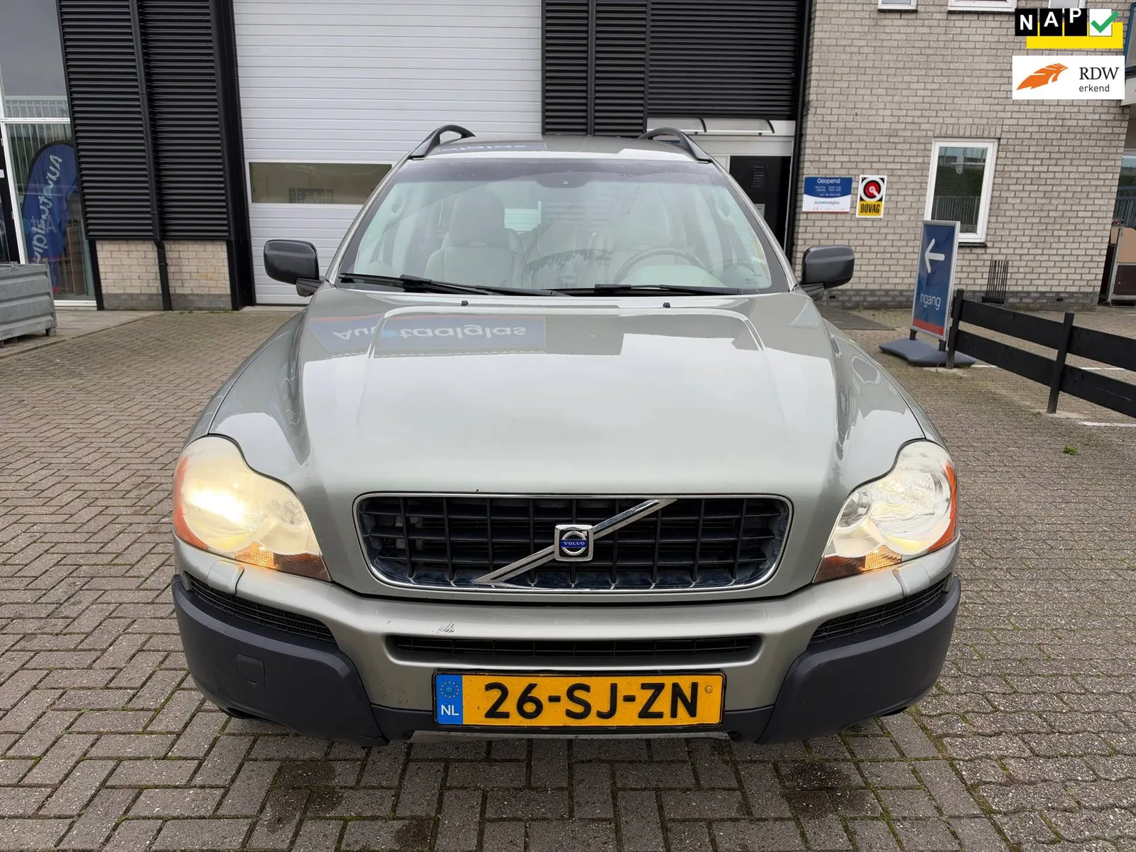 Volvo XC90 (2006) — foto 1