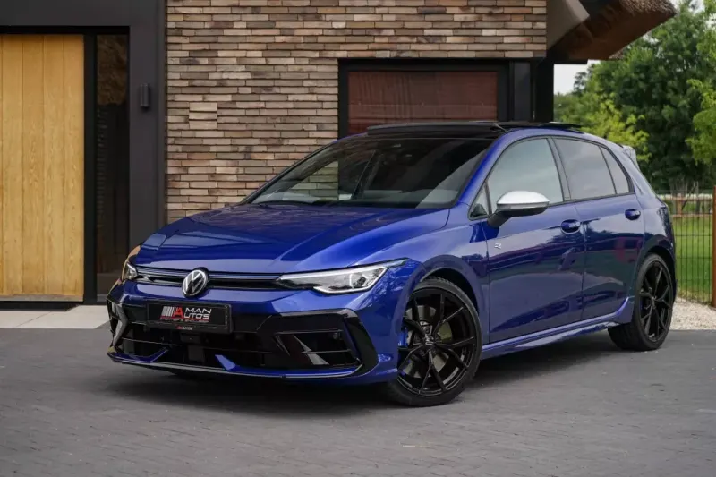 Volkswagen Golf (2024)