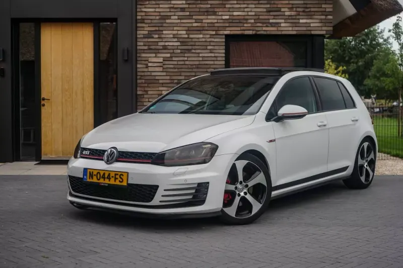 Volkswagen Golf (2013)