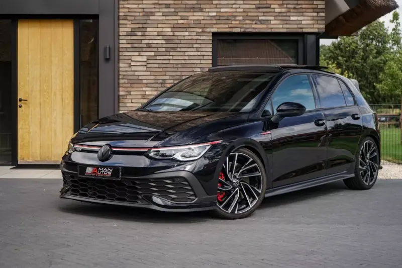 Volkswagen Golf (2022)