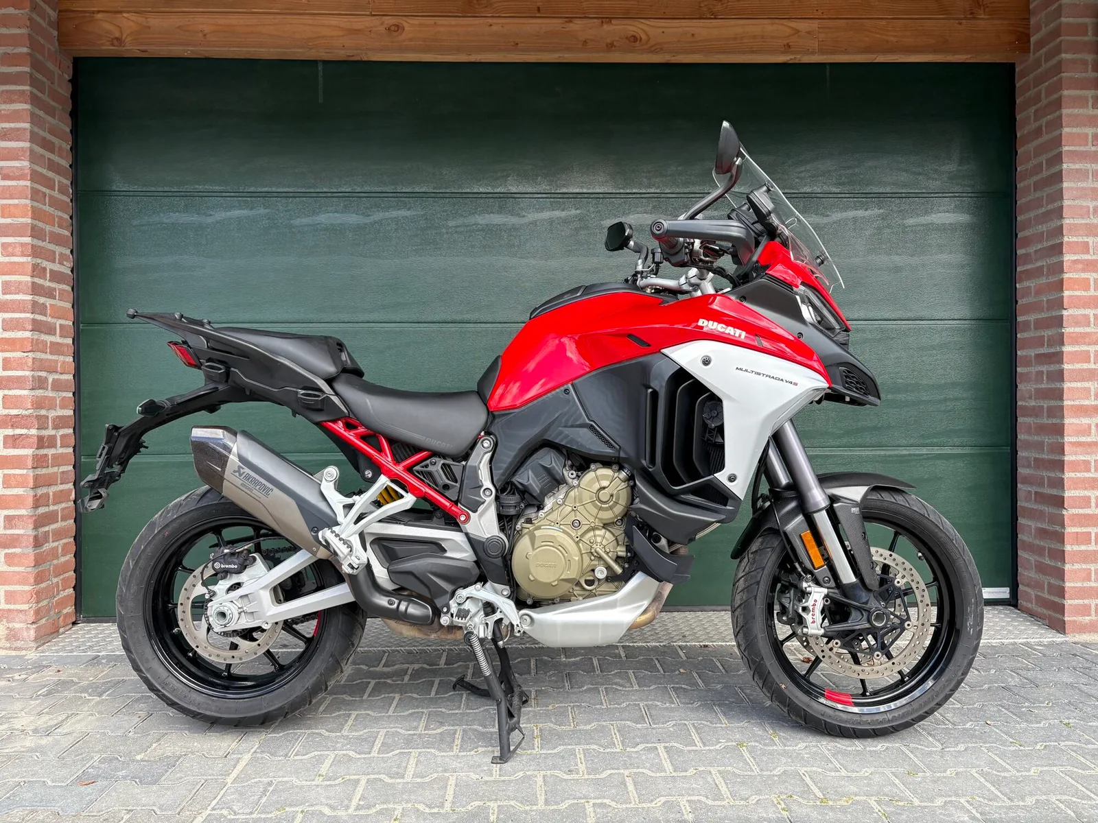 Ducati Multistrada V4 (2021) — foto 1