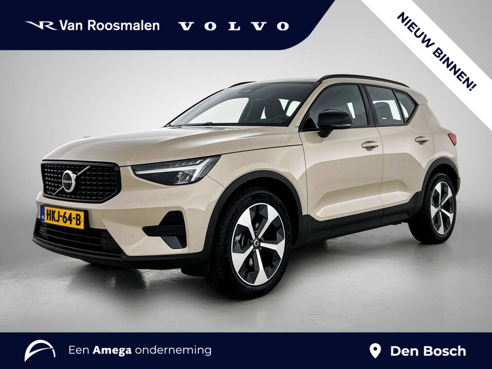 Volvo XC40 (2025) — foto 1