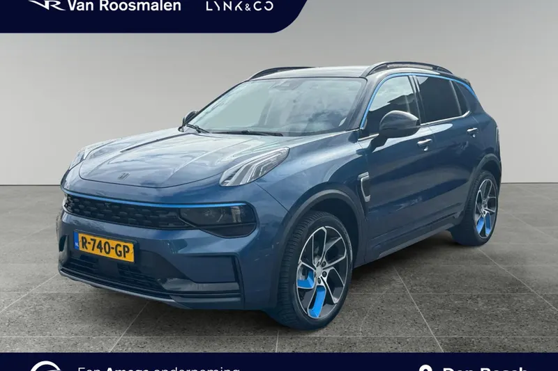 Lynk & Co 01 (2022)