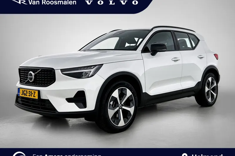 Volvo XC40 (2025)