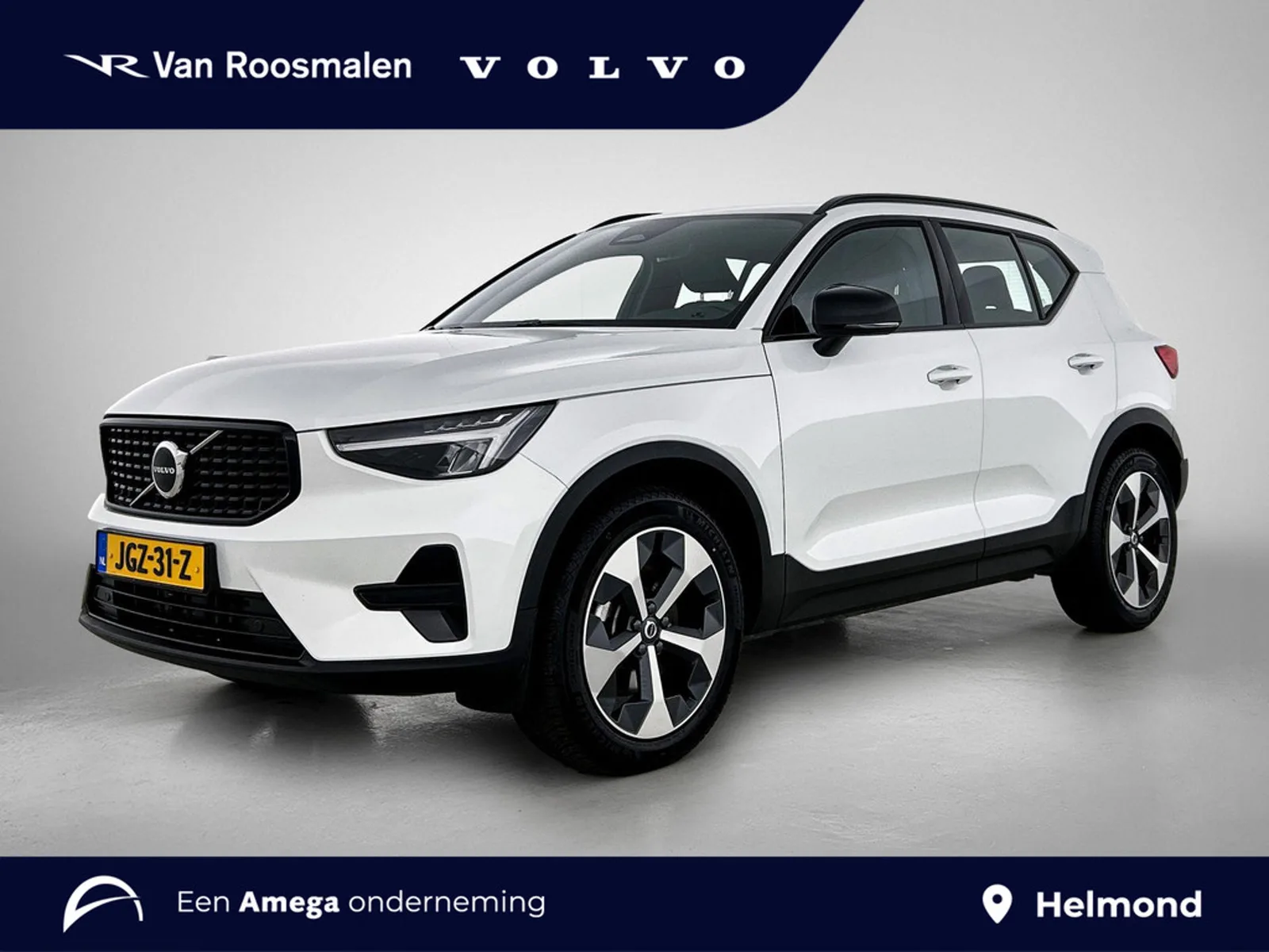 Volvo XC40 (2025) — foto 1