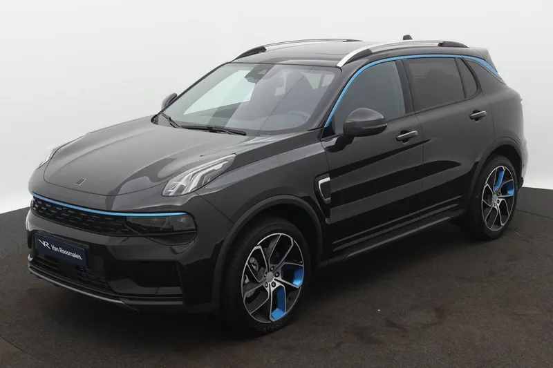 Lynk & Co 01 (2023)