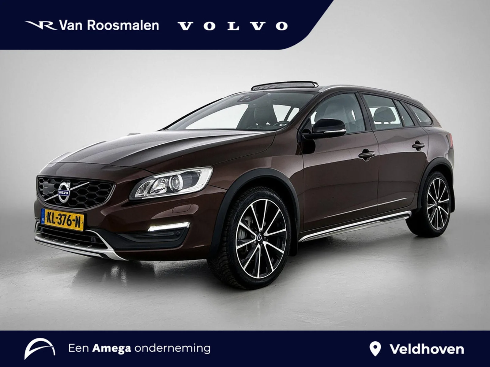 Volvo V60 Cross Country (2016) — foto 1