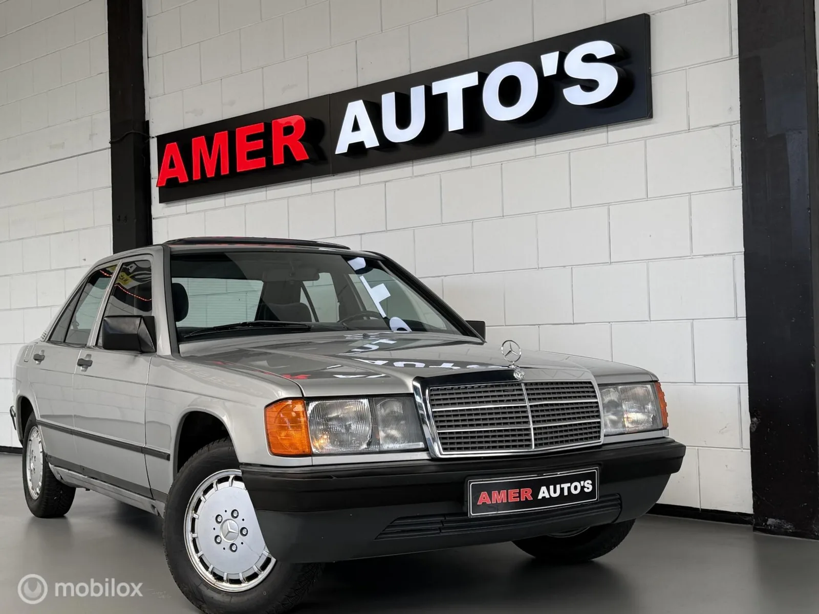 Mercedes-Benz 190-Serie (1983) — foto 1