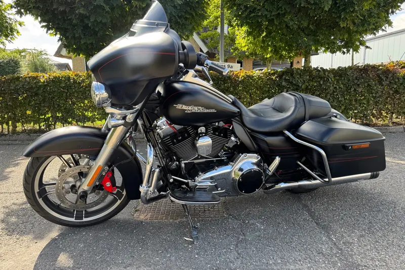 Harley-Davidson Street Glide Special (2015)